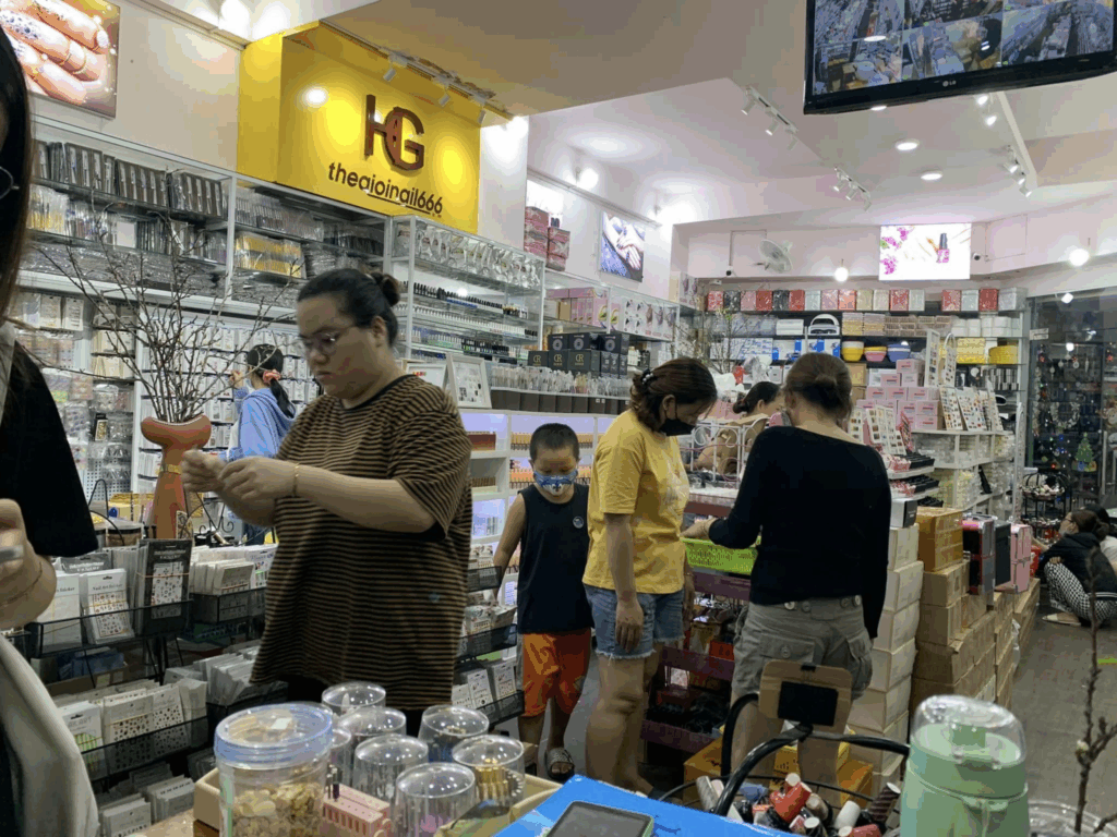 Thế Giới Nail 666: Vietnam's Nail Supply Hub for Salons and Artists