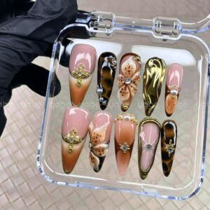 Yabe Press‑On Nails: Wholesale Supplier Connecting Design and Salon Service